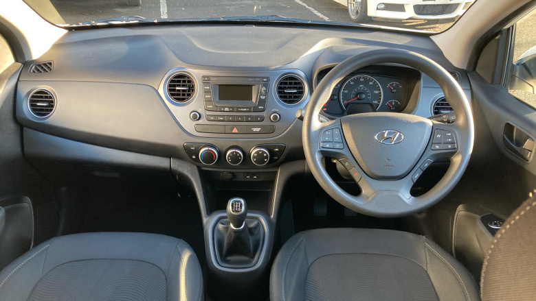 Hyundai i10 1.0 SE 5dr Petrol Hatchback